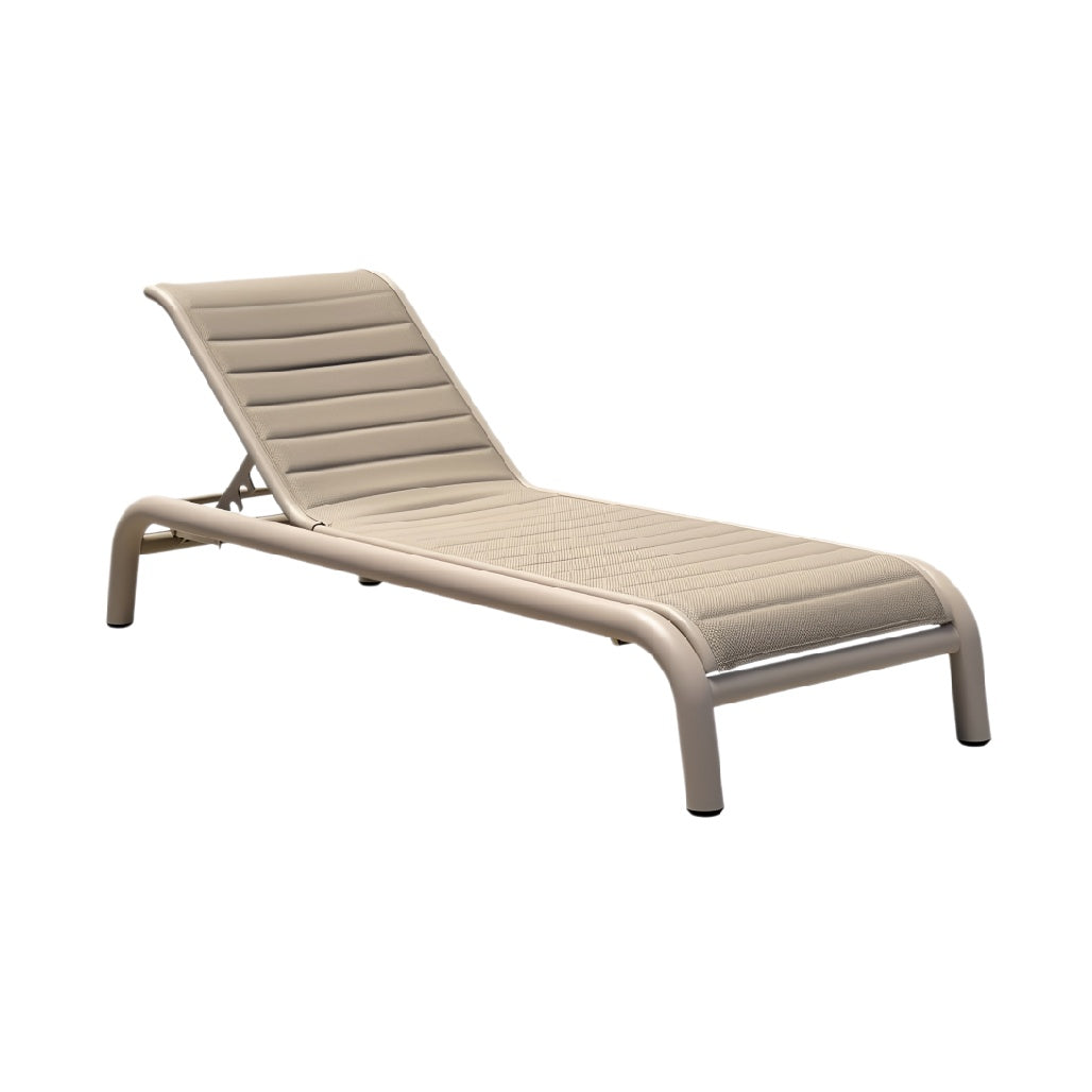 Moderne Ligbed van Aluminium met Comfortabele Bekleding"**